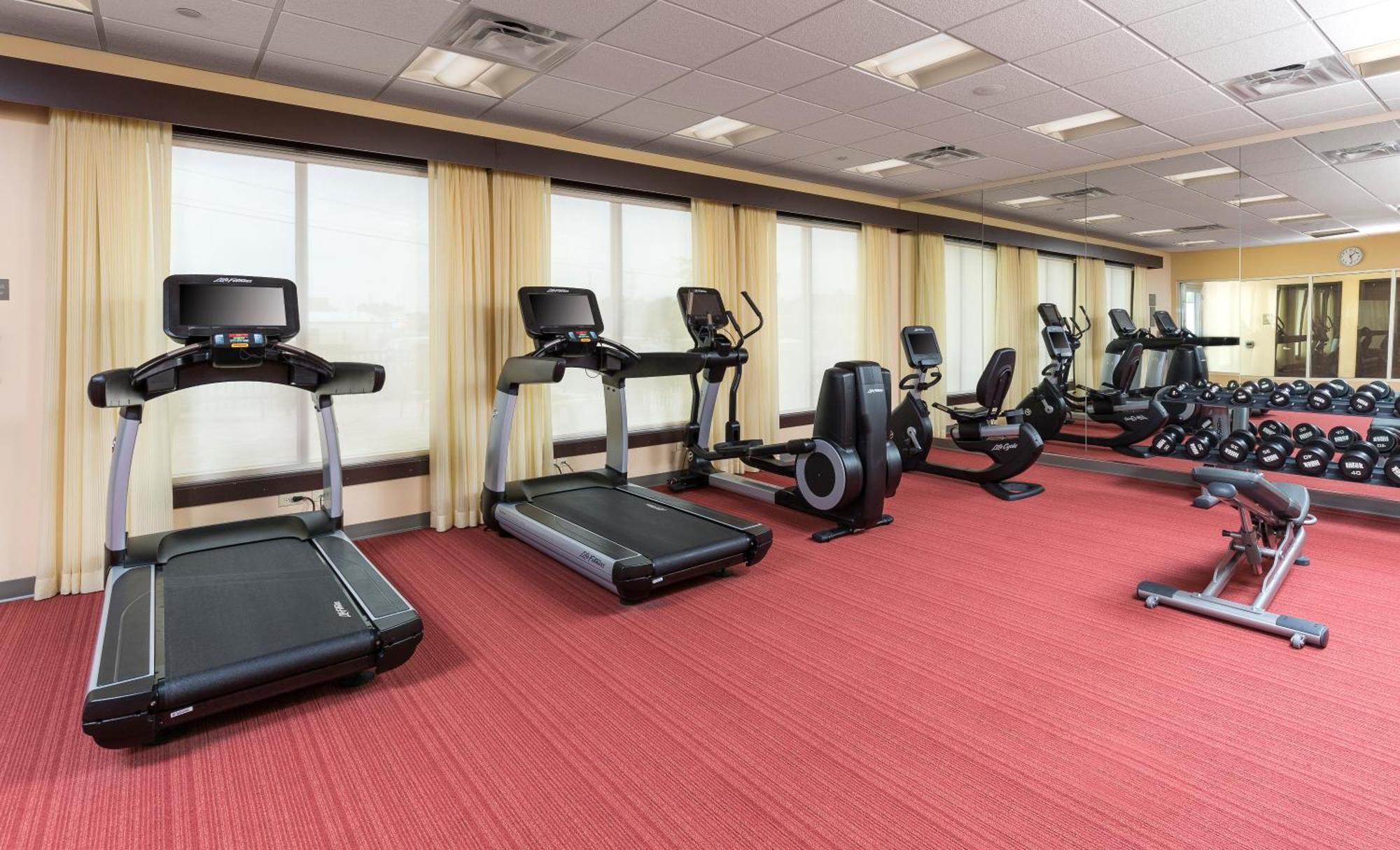 Hyatt Place Canton Lake Cable Екстер'єр фото